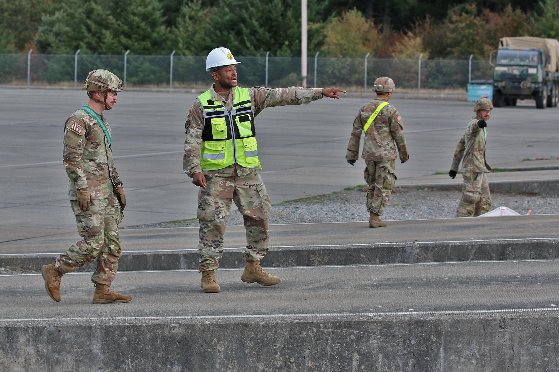 I Corps - Sergeant Major of the Army Michael Grinston talks with one ...