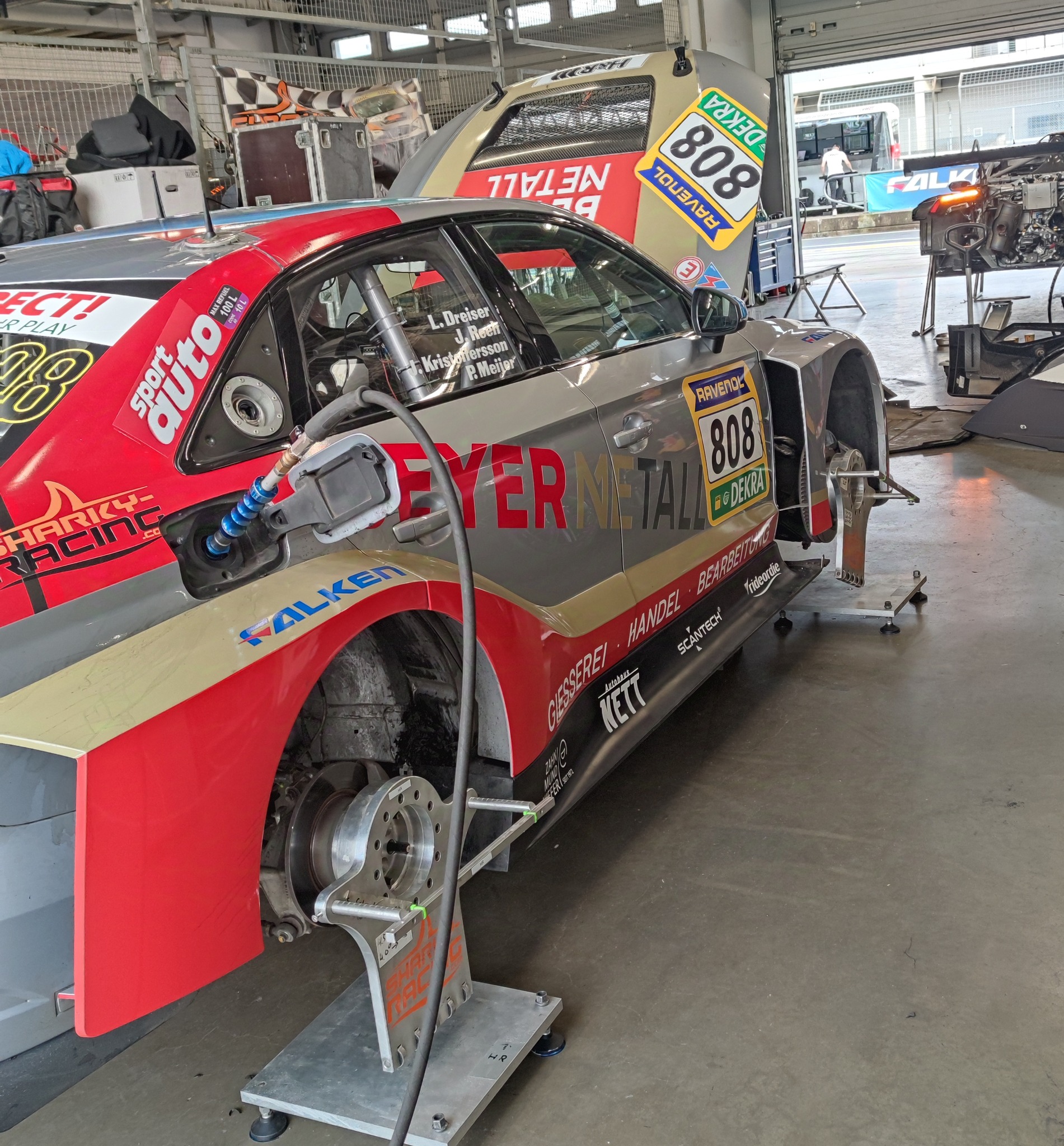 Sharky-Racing.com - 🔸 𝐒𝐡𝐚𝐫𝐤𝐲-𝐑𝐚𝐜𝐢𝐧𝐠 𝐬𝐭𝐚𝐫𝐭𝐞𝐭 𝐦𝐢𝐭 𝐳𝐰𝐞𝐢 𝐓𝐂𝐑-𝐀𝐮𝐭𝐨𝐬 𝐢𝐧 𝐝𝐞𝐫 ...