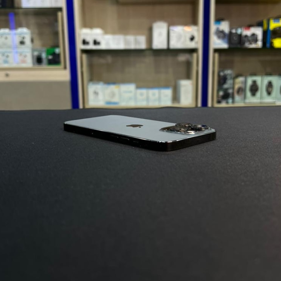 Used iPhone 13 Pro 256GB Dual SIM Black in excellent condition