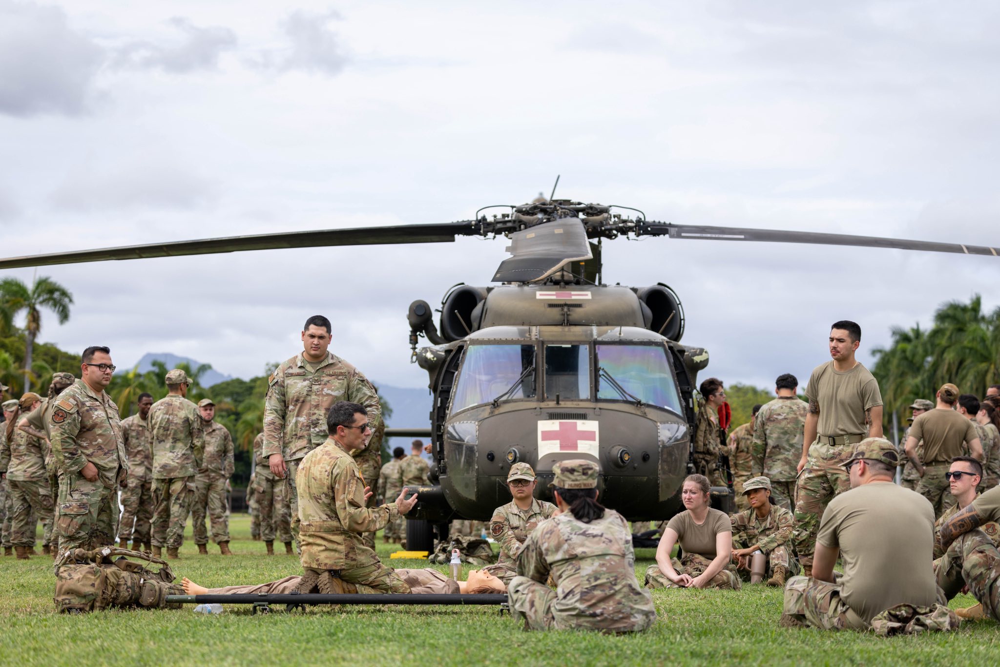 I Corps - Sergeant Major of the Army Michael Grinston talks with one ...