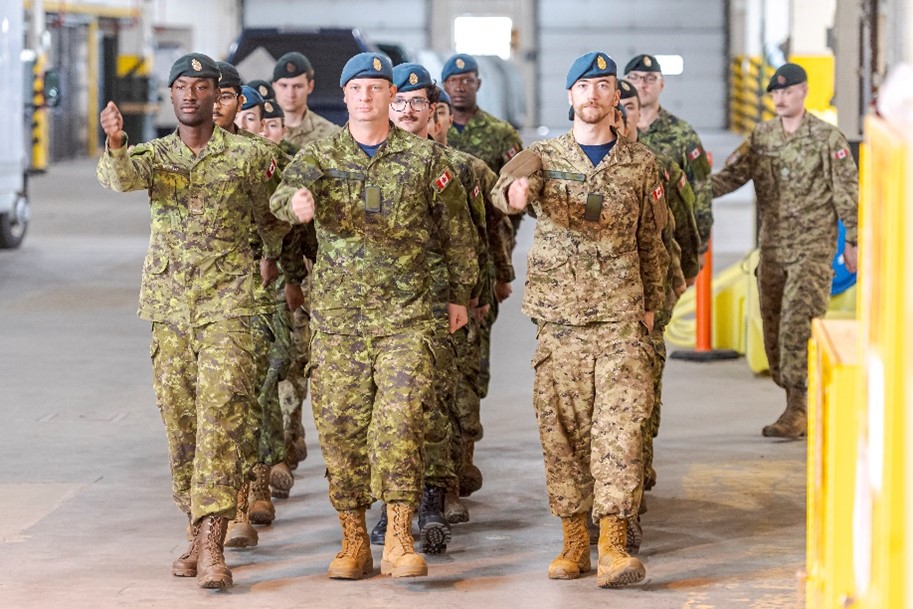 Canadian Forces Base Borden / Base des Forces canadiennes Borden