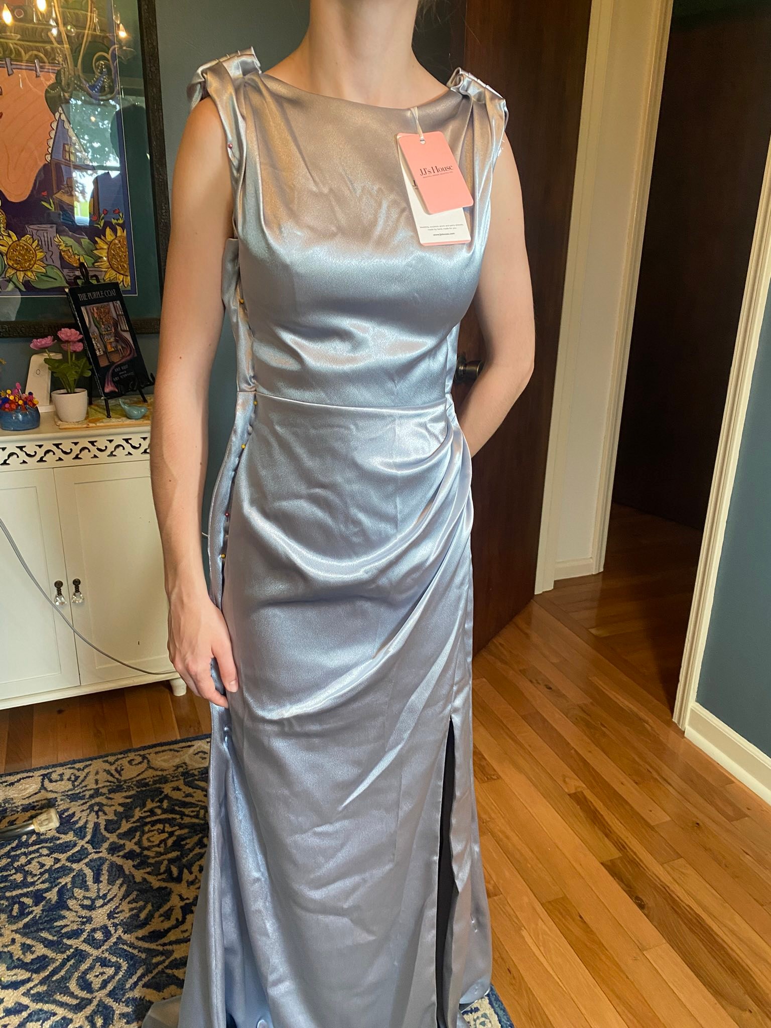 how to make a formal dress bigger An easy way upsize to fit you perfectly! model-hollie