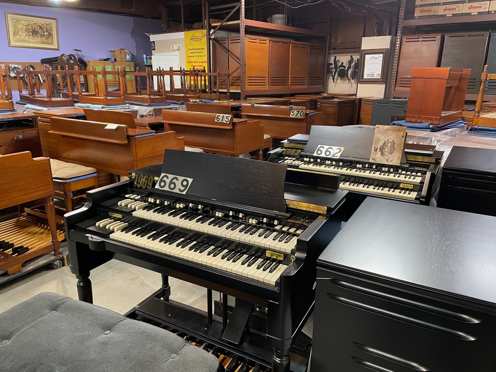 Hammond keyboard similar to B3?