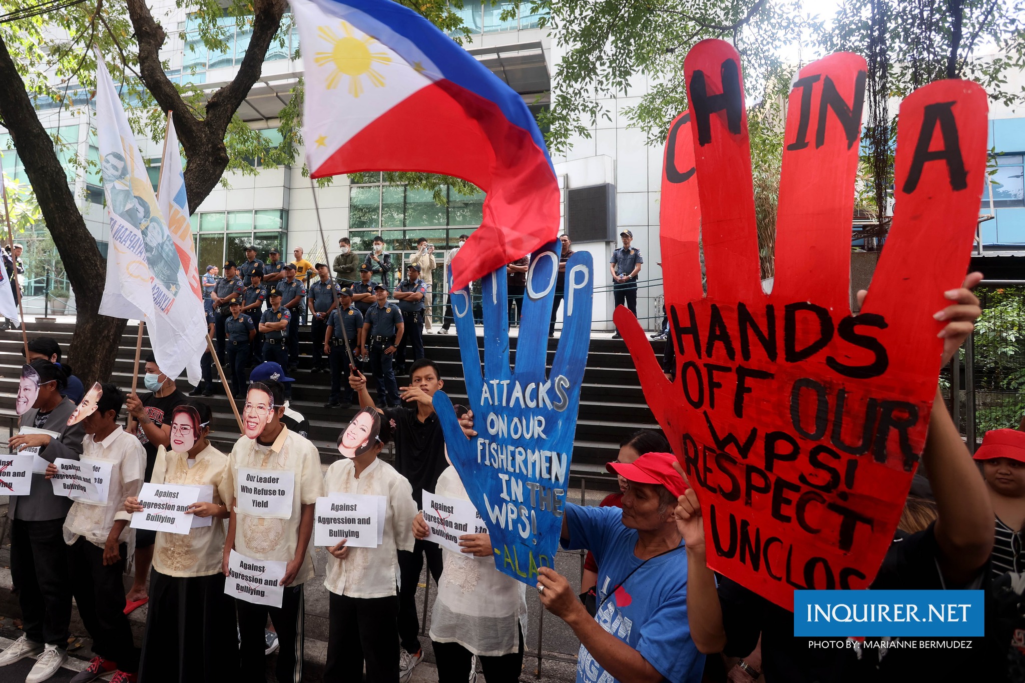 INQUIRER.net - 'HANDS OFF OUR WPS!' LOOK: Protesters from the Filipinos ...