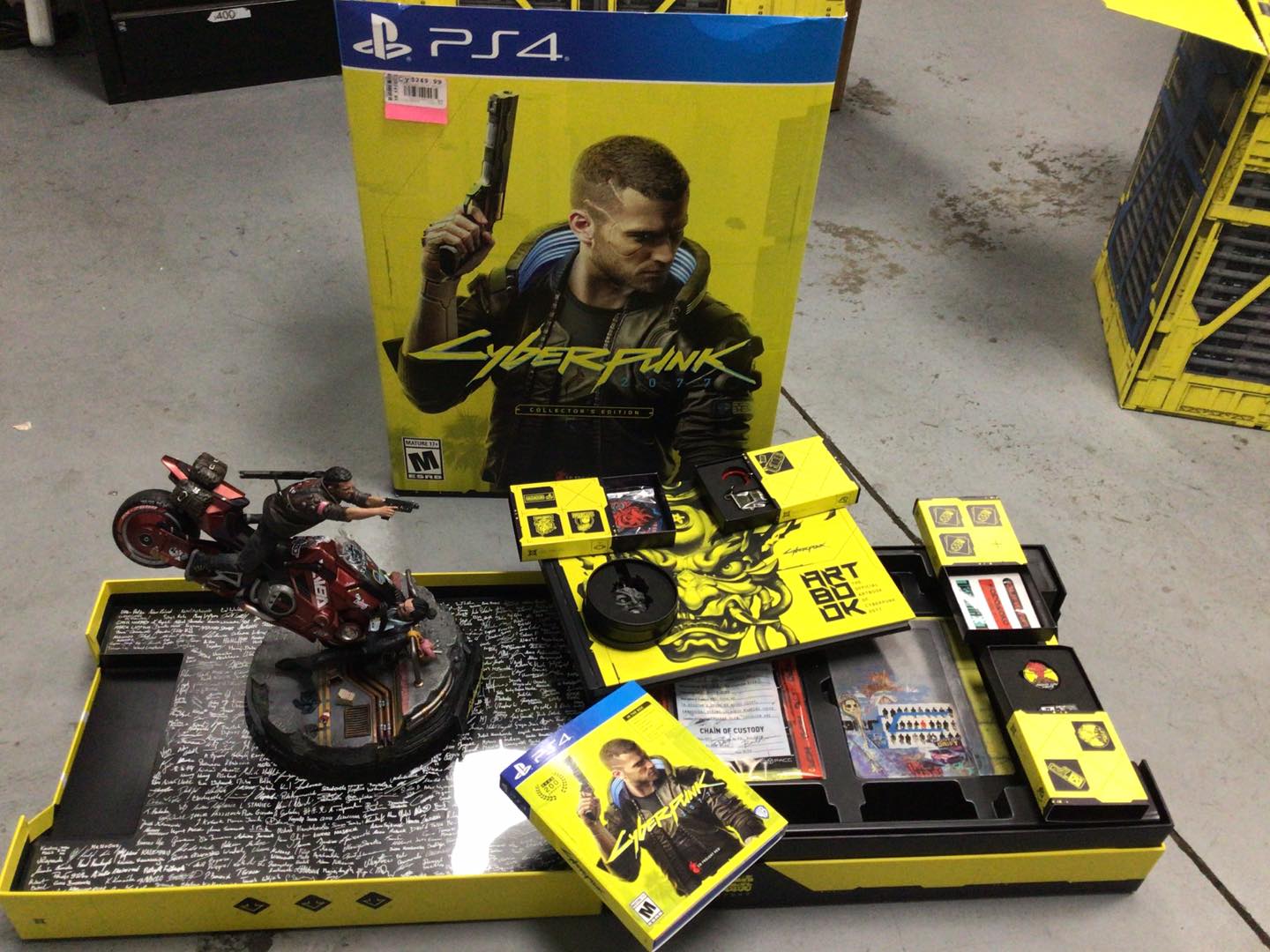 Cyberpunk 2077 5th Anniversary Collector's Set Comes With A Relic Chip