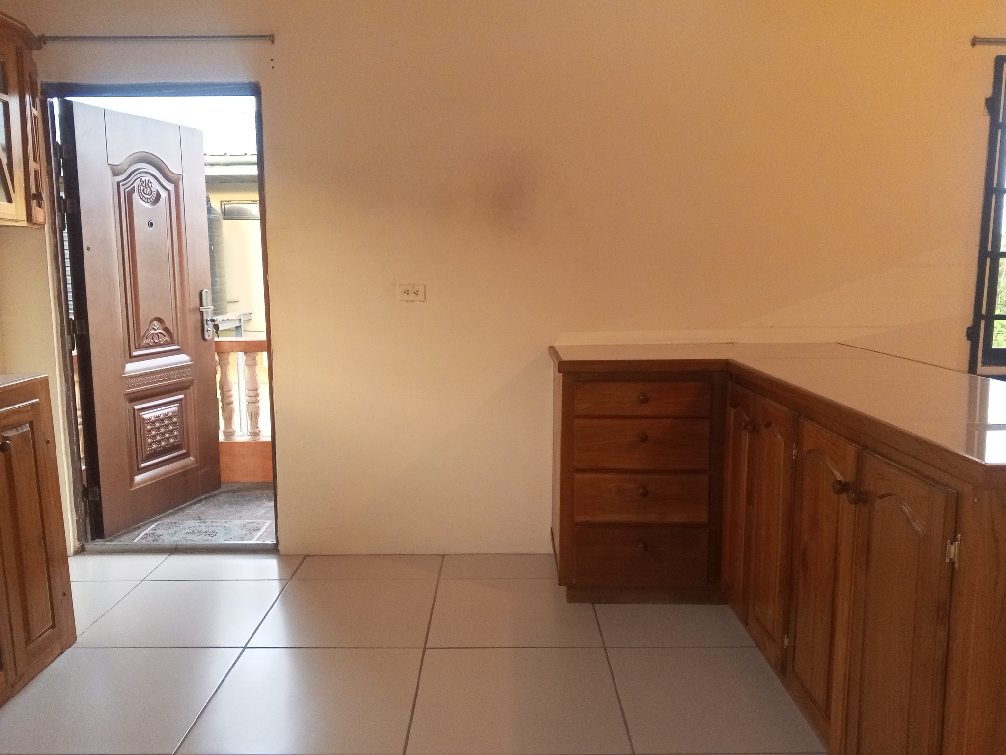 Properties 'R' Us 868 added a new... - Properties 'R' Us 868