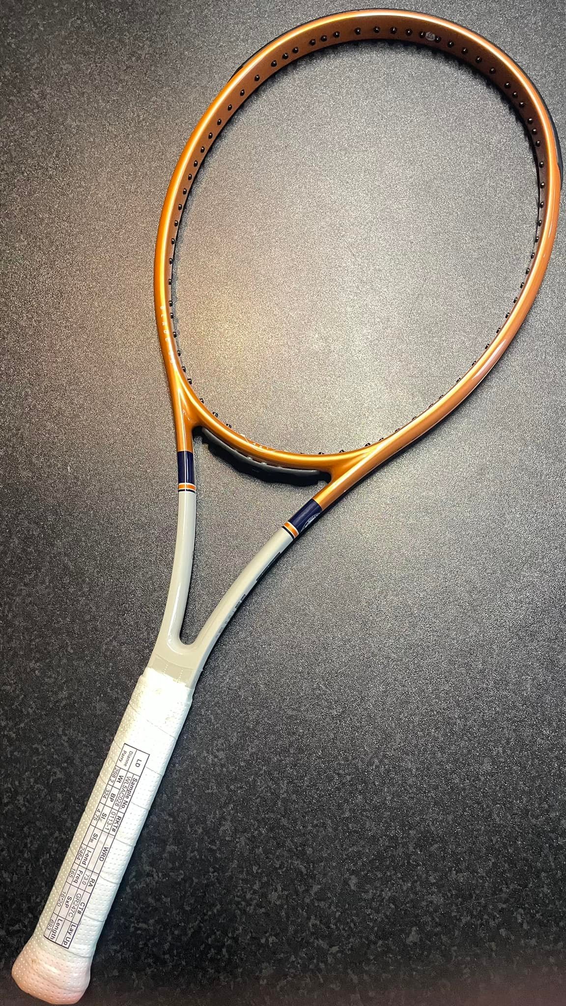 プロストック】Wilson Steam 100 BLADE V9コスメ プロストック