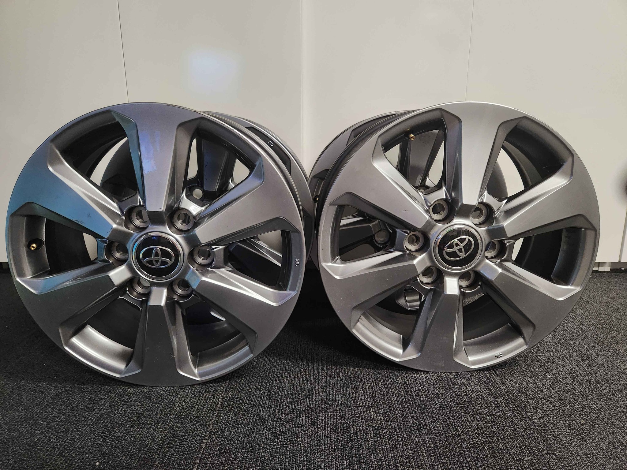 Toyota Land Cruiser 300 2026 VX wheels - Car Wheels, Tires & Parts ...