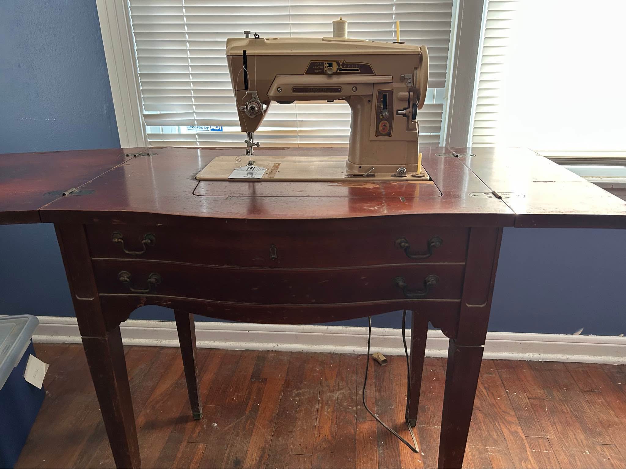 Singer 403A Slant-O-Matic Sewing Machine - Sewing Machines - Austin ...
