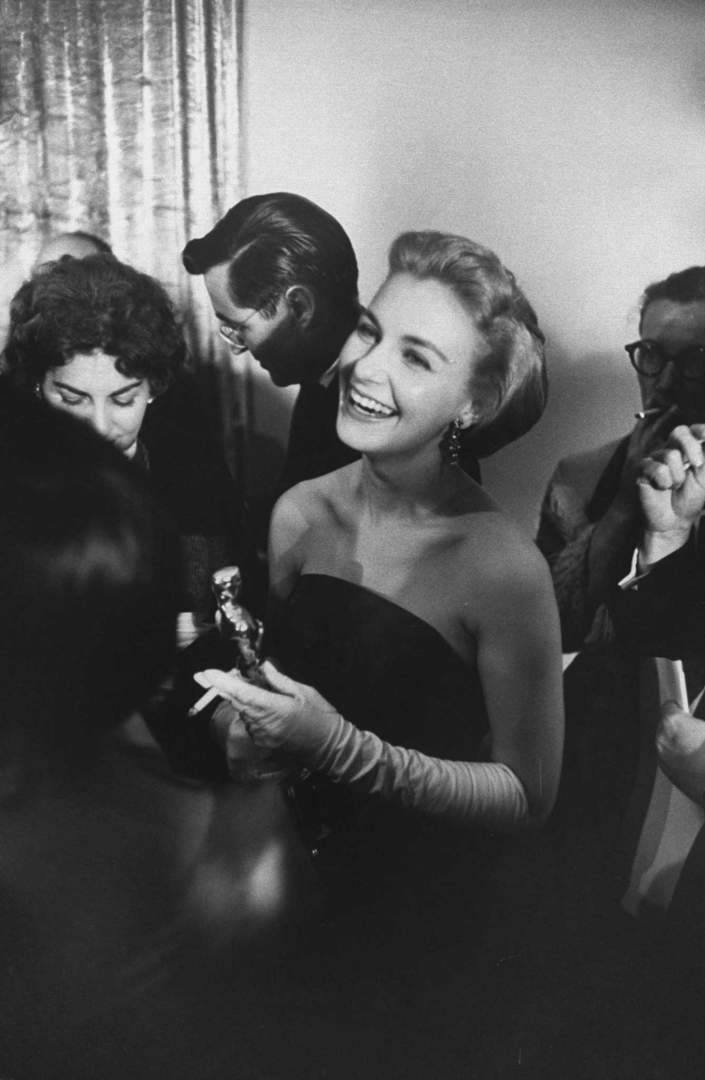joanne woodward green dress made her own for the 1958 Academy Awards. She went on to take home the Best Actress trophy for The Three Faces of Eve. ...and while I have ya Blue Bridesmaid Dresses