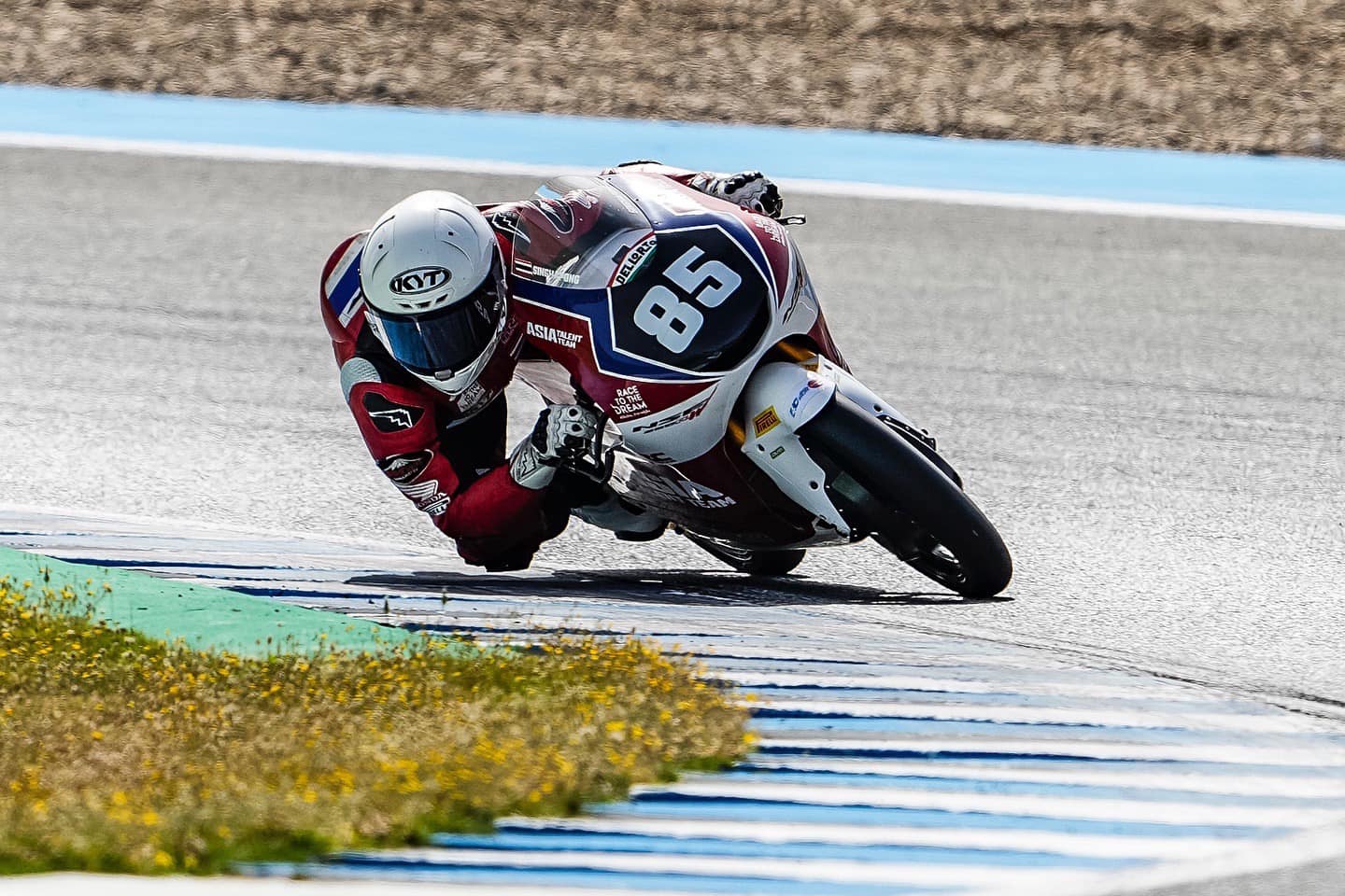 Honda Racing Thailand - 🇹🇭 คนมีของ! “มุกข์” มุกข์ลดา สารพืช นักบิดหญิง ...