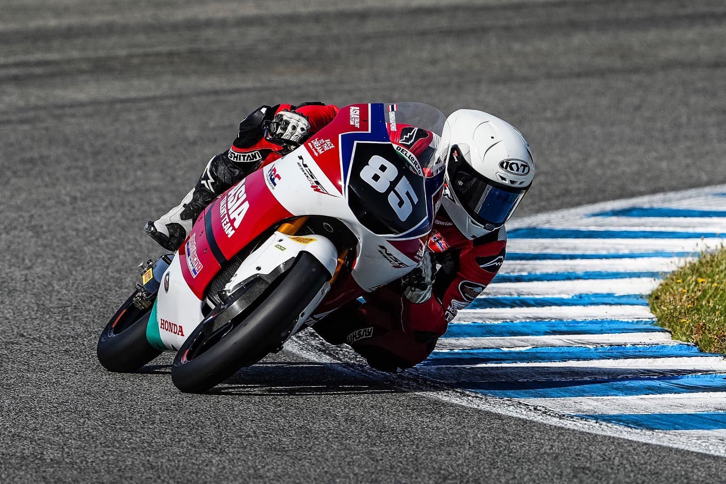 Honda Racing Thailand - 🇹🇭 คนมีของ! “มุกข์” มุกข์ลดา สารพืช นักบิดหญิง ...