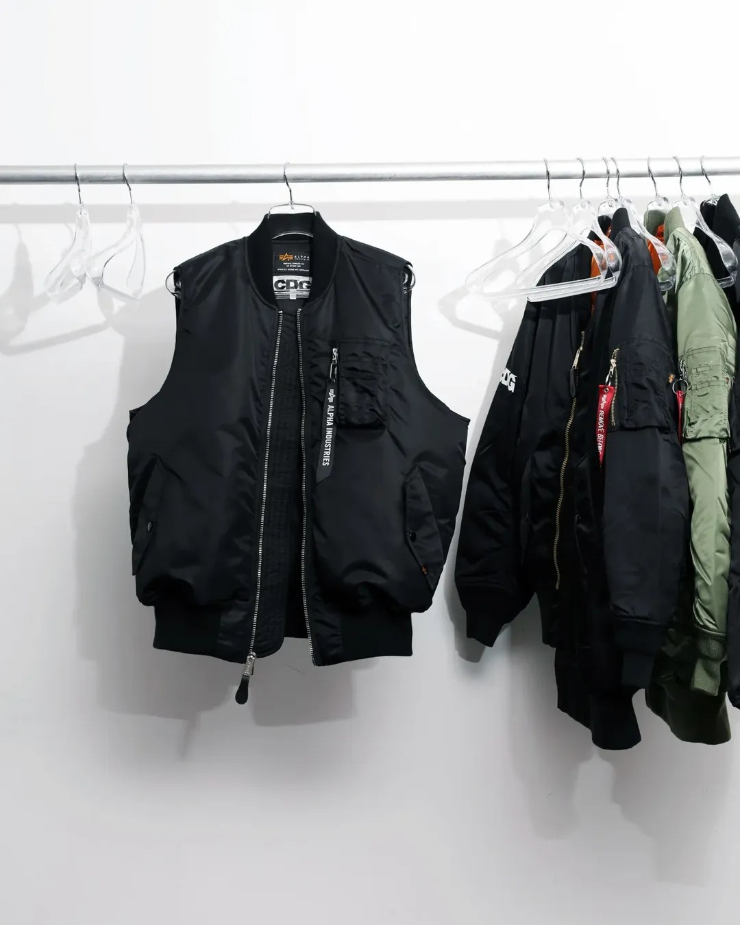 Inspired by the MA-1 flight jacket, this vest reinterprets a