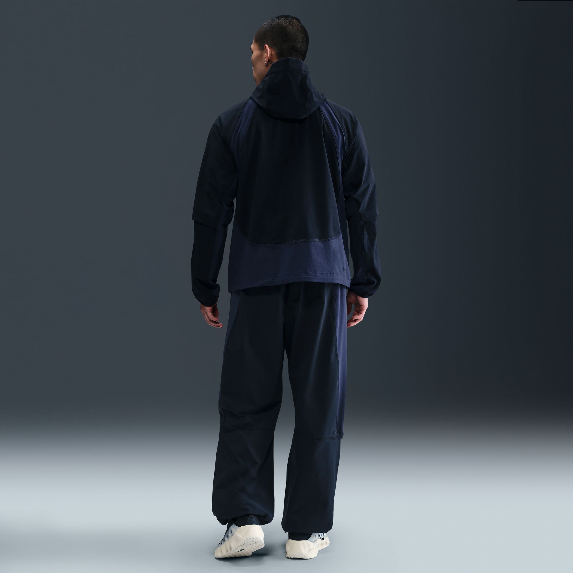NEW IN NIKE】 ＜TOPS＞ M TCH WVN PRO WR FZ IH8462-010 ￥20,680 