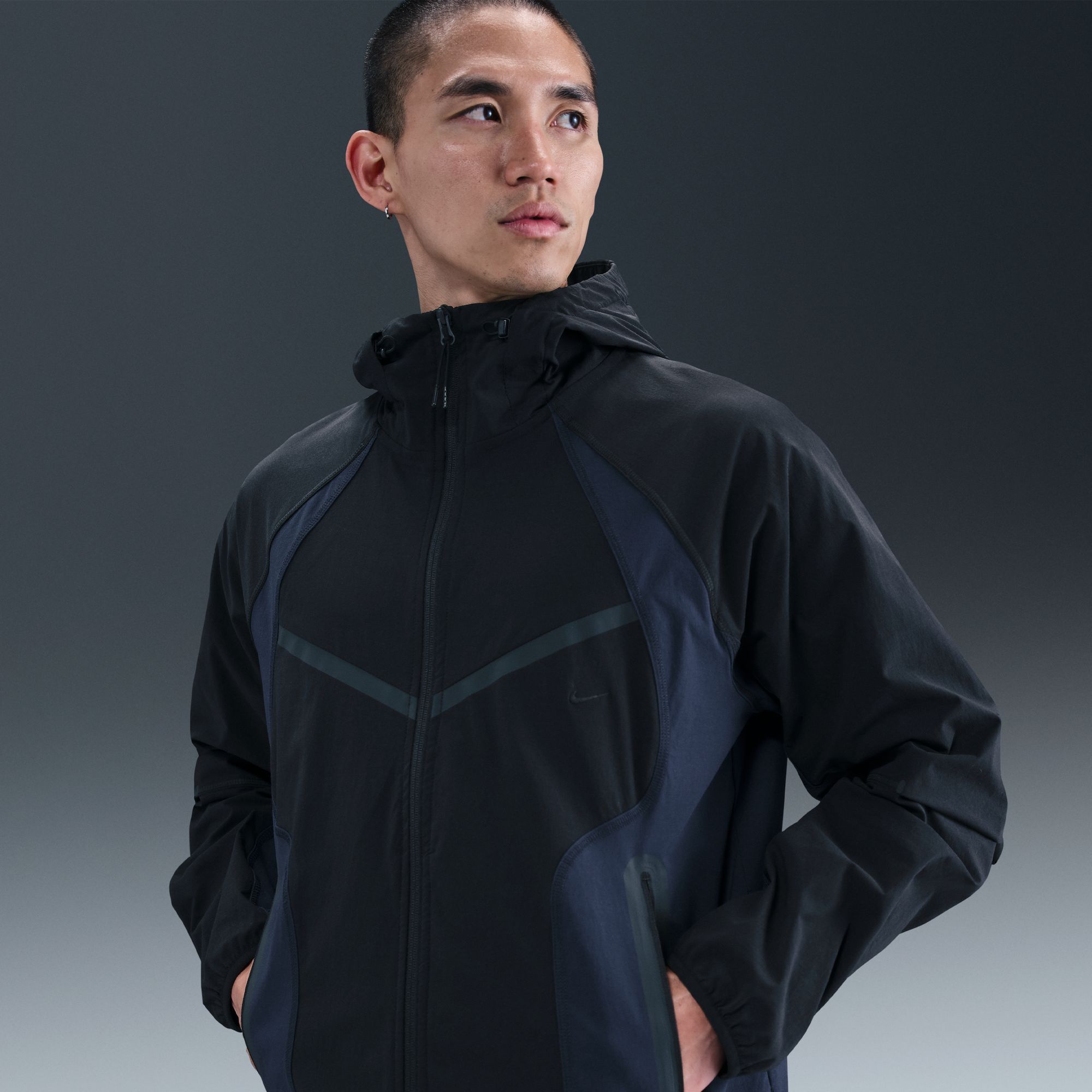 NEW IN NIKE】 ＜TOPS＞ M TCH WVN PRO WR FZ IH8462-010 ￥20,680 