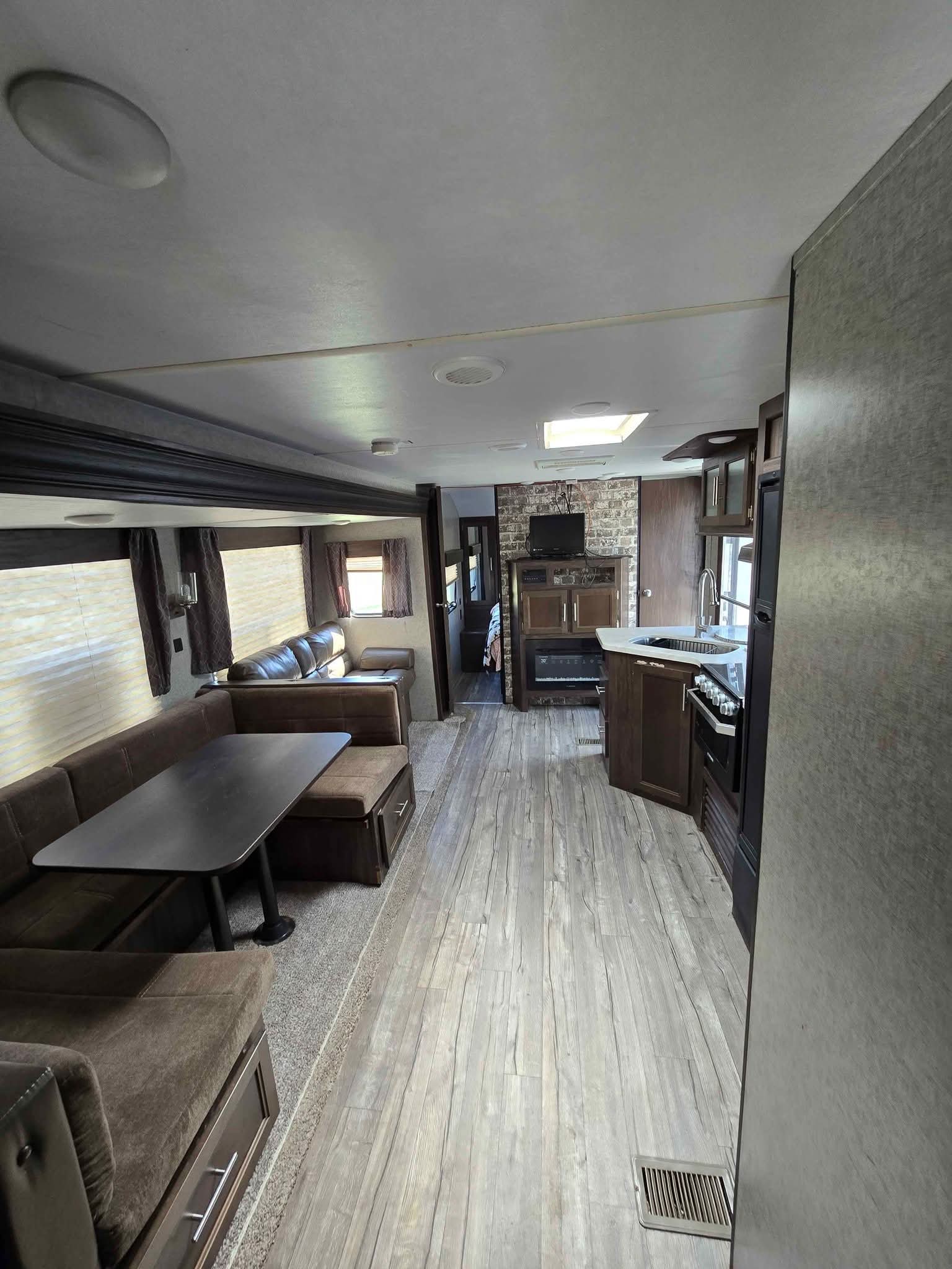2017-forrest-river-294bh-model-32-rv-for-sale-rvs-campers-orange