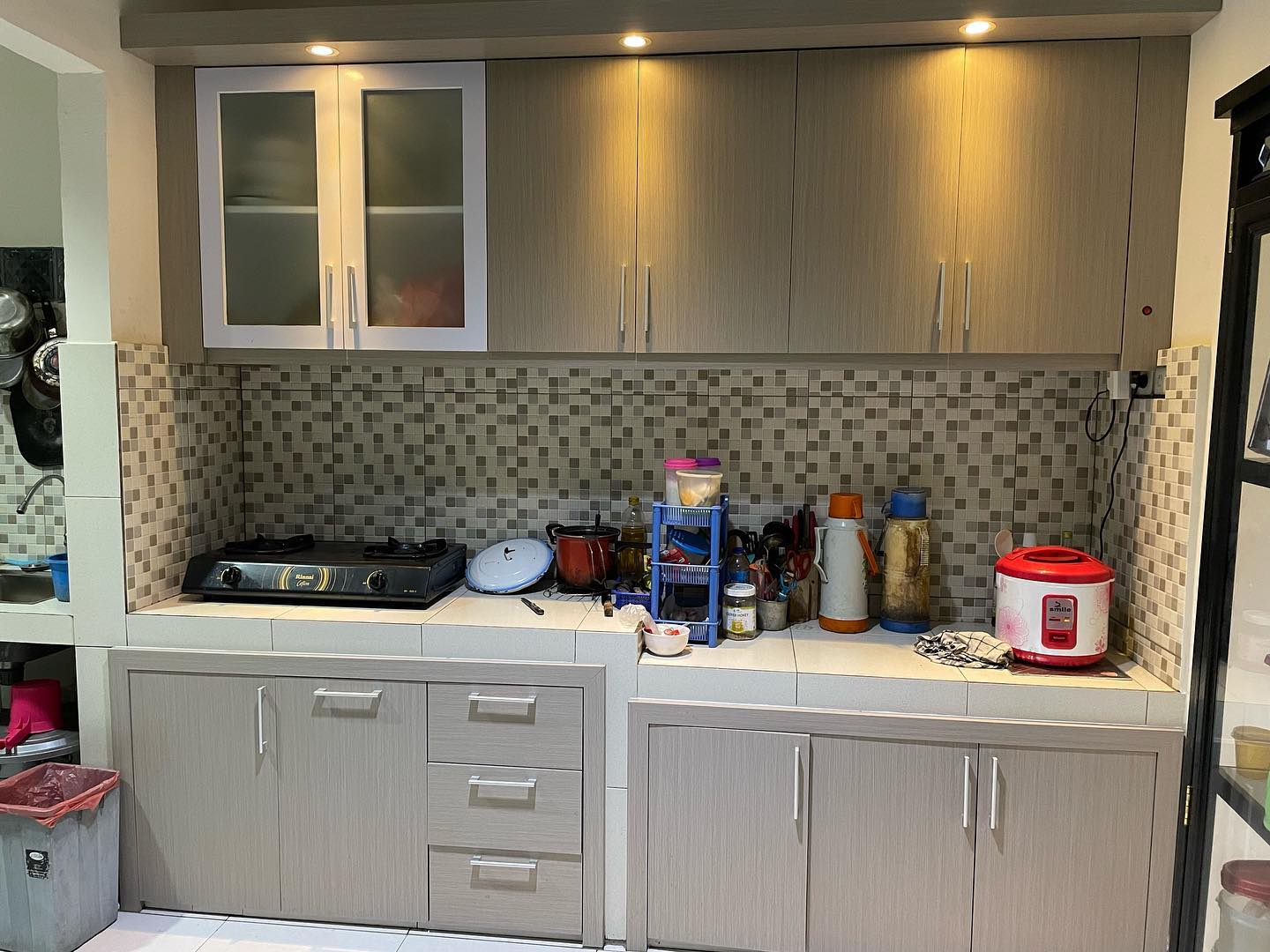 DIPRA KARYA INT - Kitchenset Minimalis modern Cust : Ibu... | Facebook