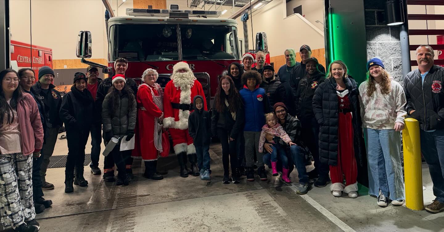 Central - Santa and his crew had a great time visiting Lake Symington ...