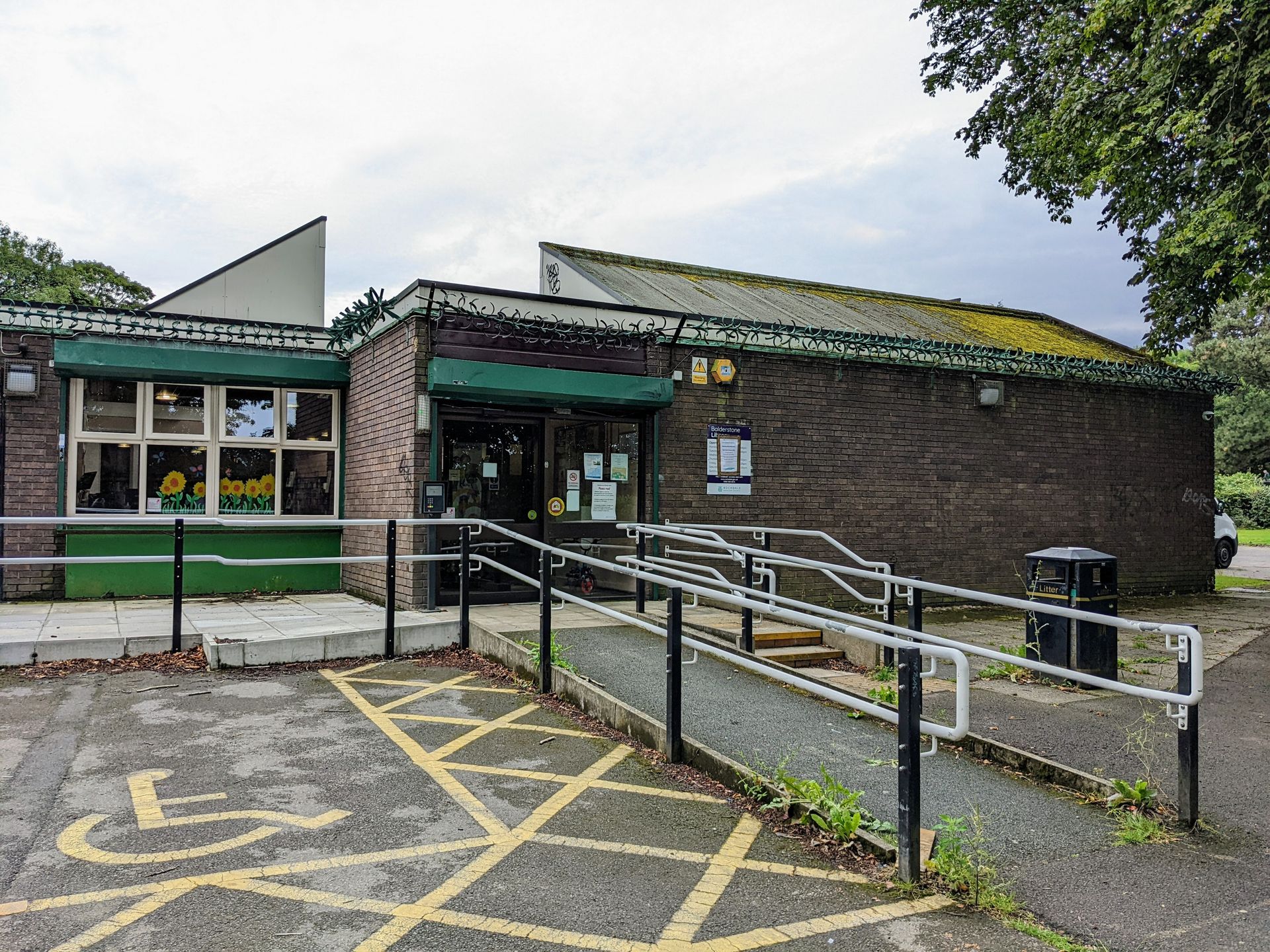 Rochdale Borough Libraries... - Rochdale Borough Libraries