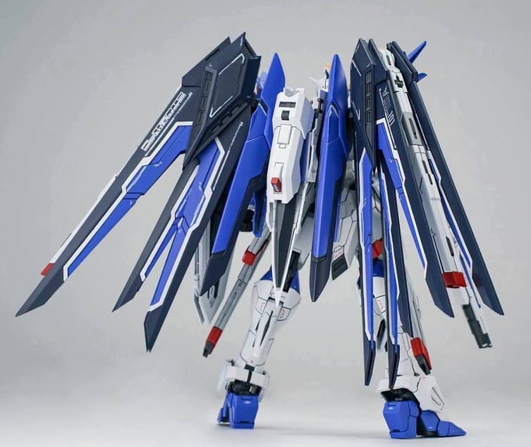 海外製 1/100 蒼藍騎士 　完成品 神馬模型1/100 蒼藍騎士飛升自由來新福利蛋GK樣式組裝模型＄1050 暫定