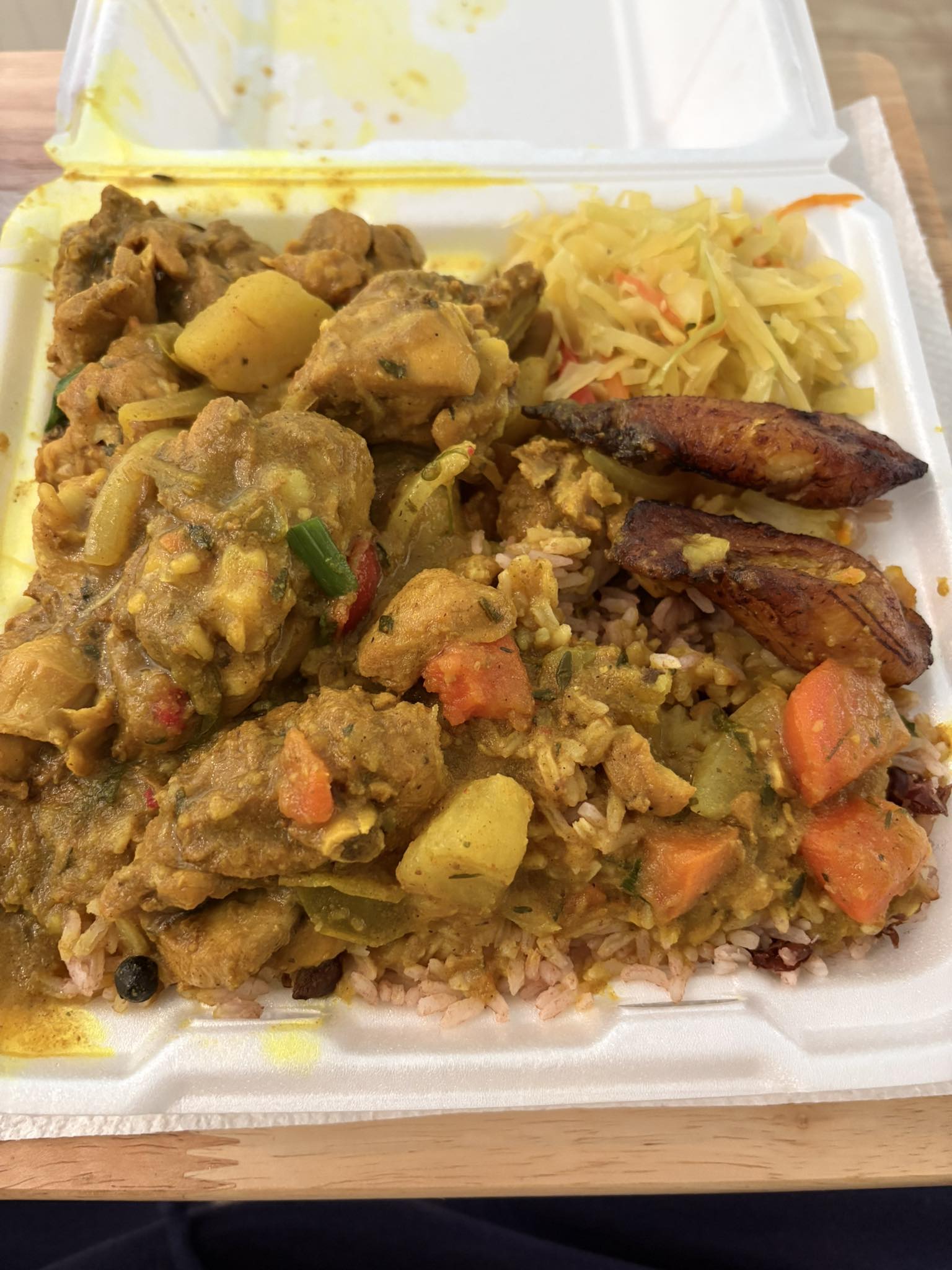 Island Vybez Jamaican Cuisine Review in Naples