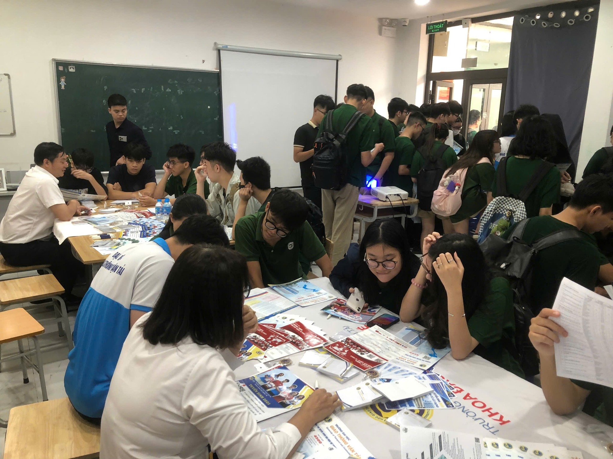 Khoa Đào... - Khoa Đào tạo quốc tế INED - Trường Đại học GTVT