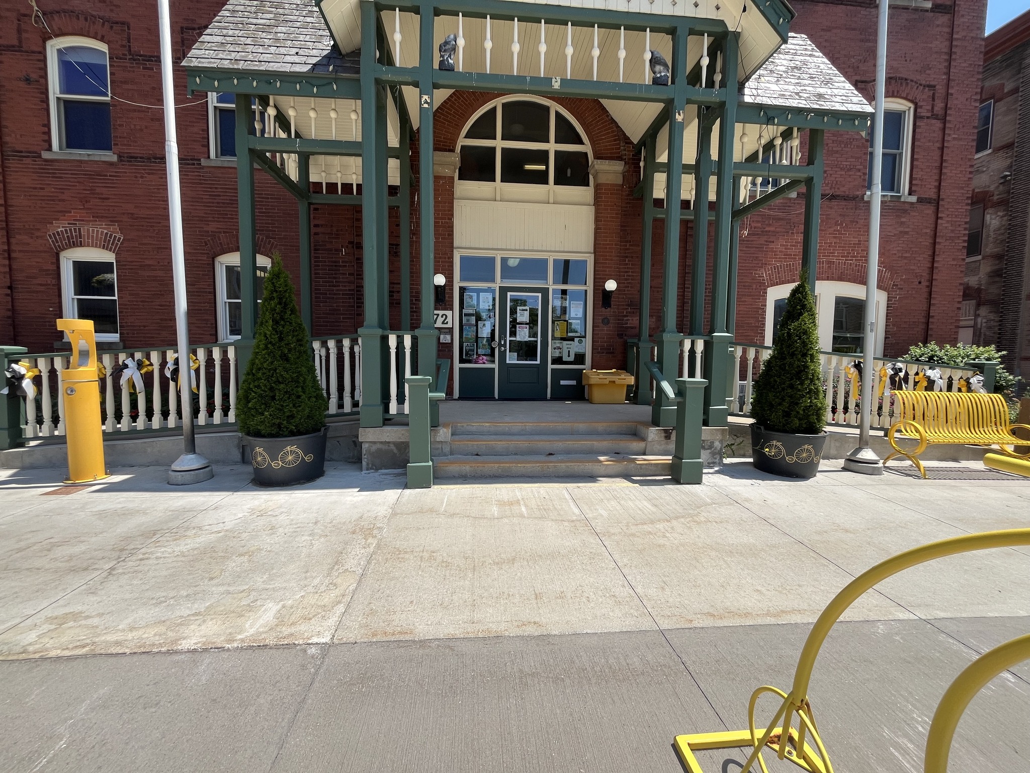 Shop and Discover Huron... - Shop and Discover Huron East