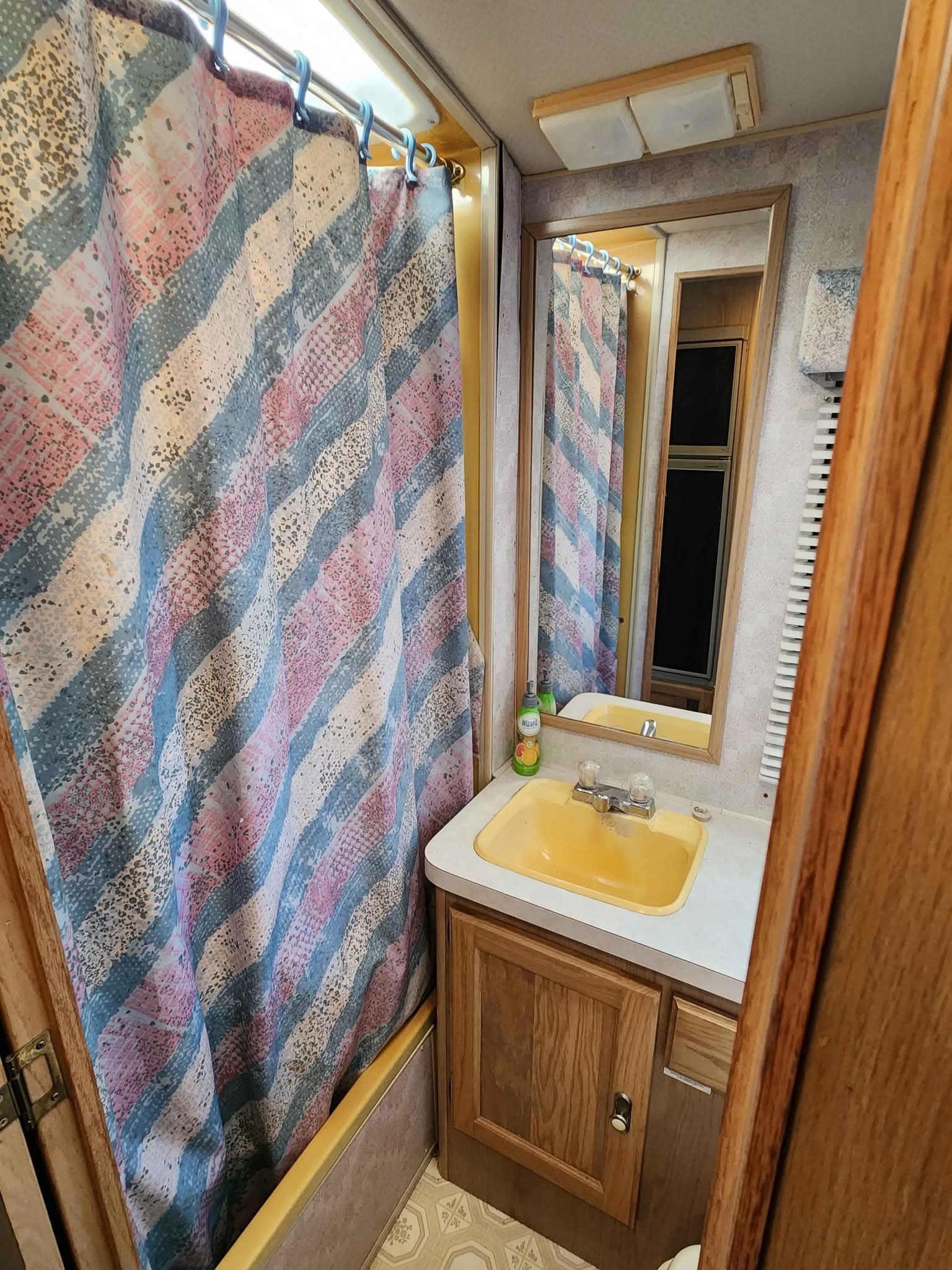 Fleetwood Southwind 1990, 32ft Class A RV - RVs & Campers - Wolverine ...