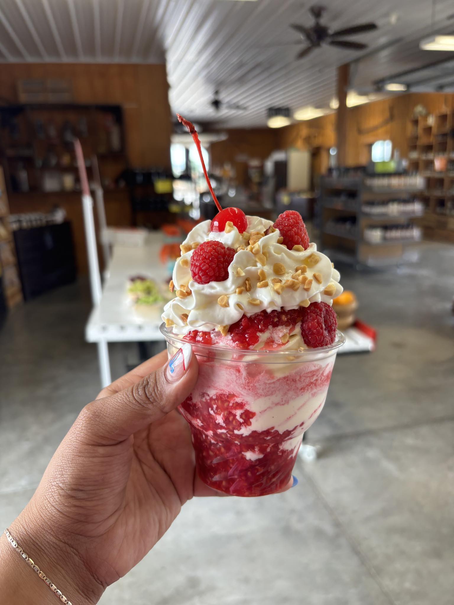 Circle - Specialty Sundae: $7.55 Fresh Raspberry Sundae -Fresh mashed ...