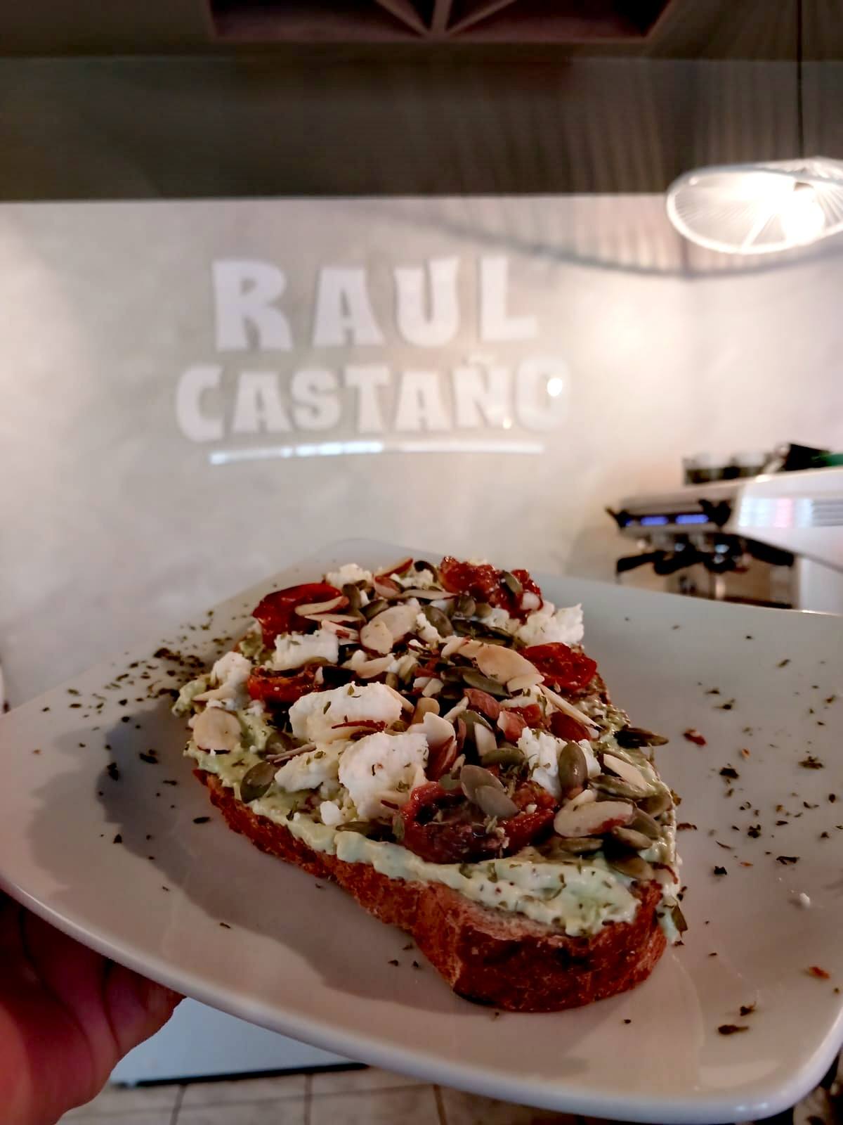 Raúl Castaño Panadería | Ciudad Quesada