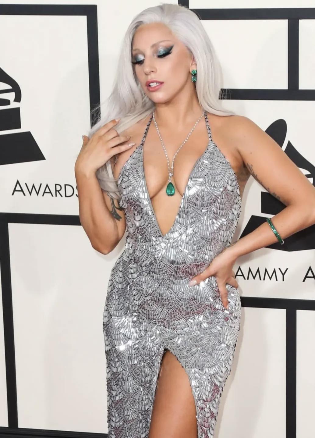 lady gaga sexy dress in her silver gown during the Grammy Awards Night. 🙀❤️ # LadyGaga #ShowbizChikadora cocktail red dress