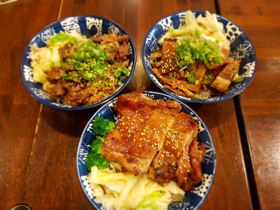夯霸炭火串燒 夯霸燒肉飯開始試賣摟 Facebook