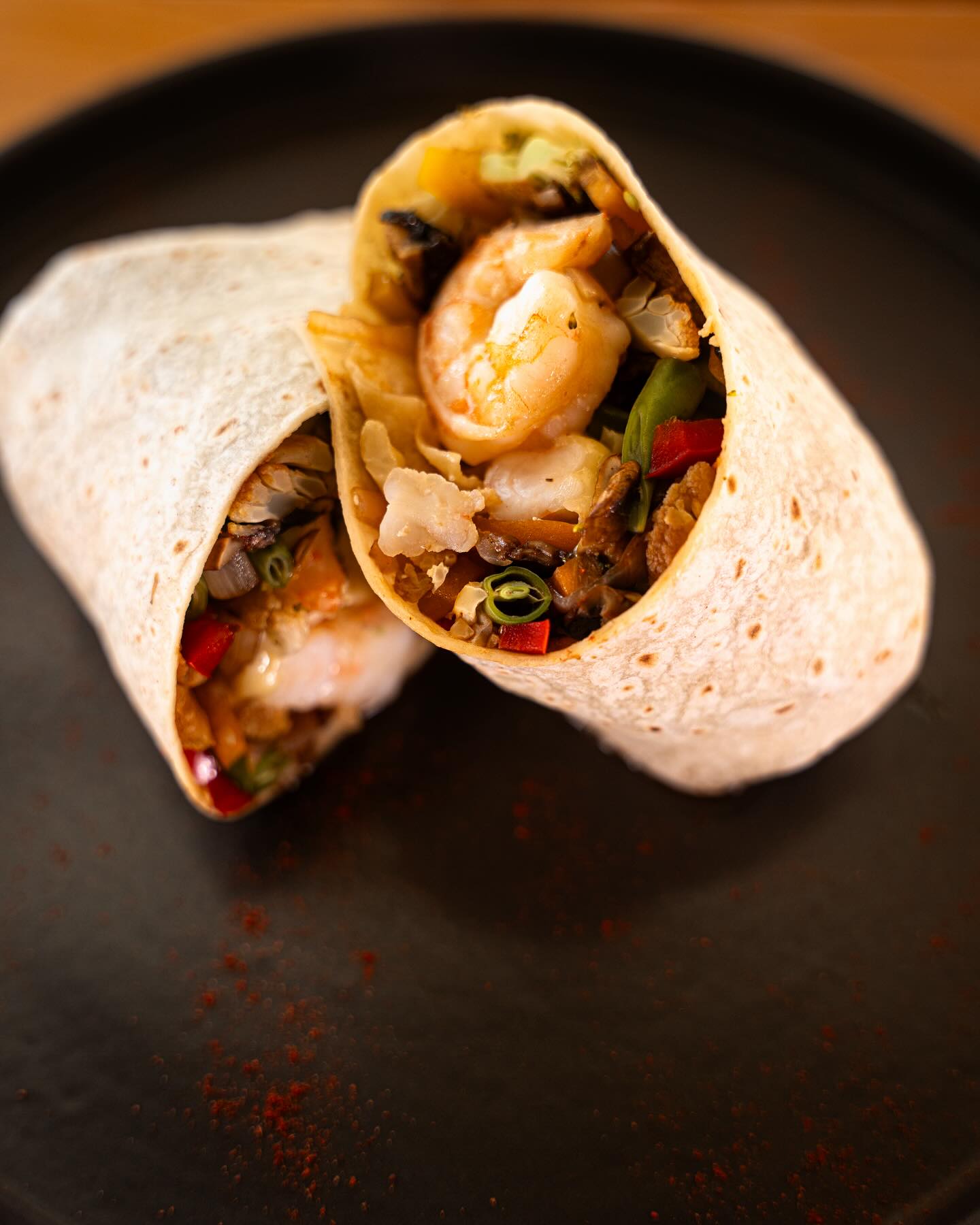 PanYvino.EC - 🌿 🍤 Un wrap de vegetales con camarón que es tan fresco ...