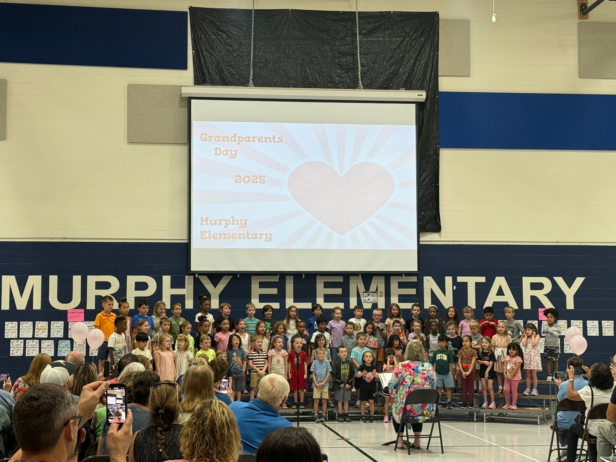 💙 Murphy Elementary was filled... - Murphy Elementary School | Facebook