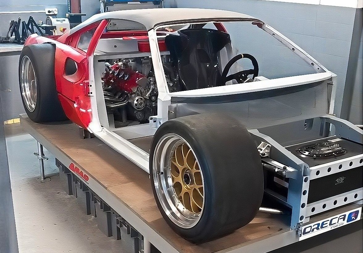 Using Ferrari 308 Body and a 900+Hp Ferrari 488 GTB Engine, this
