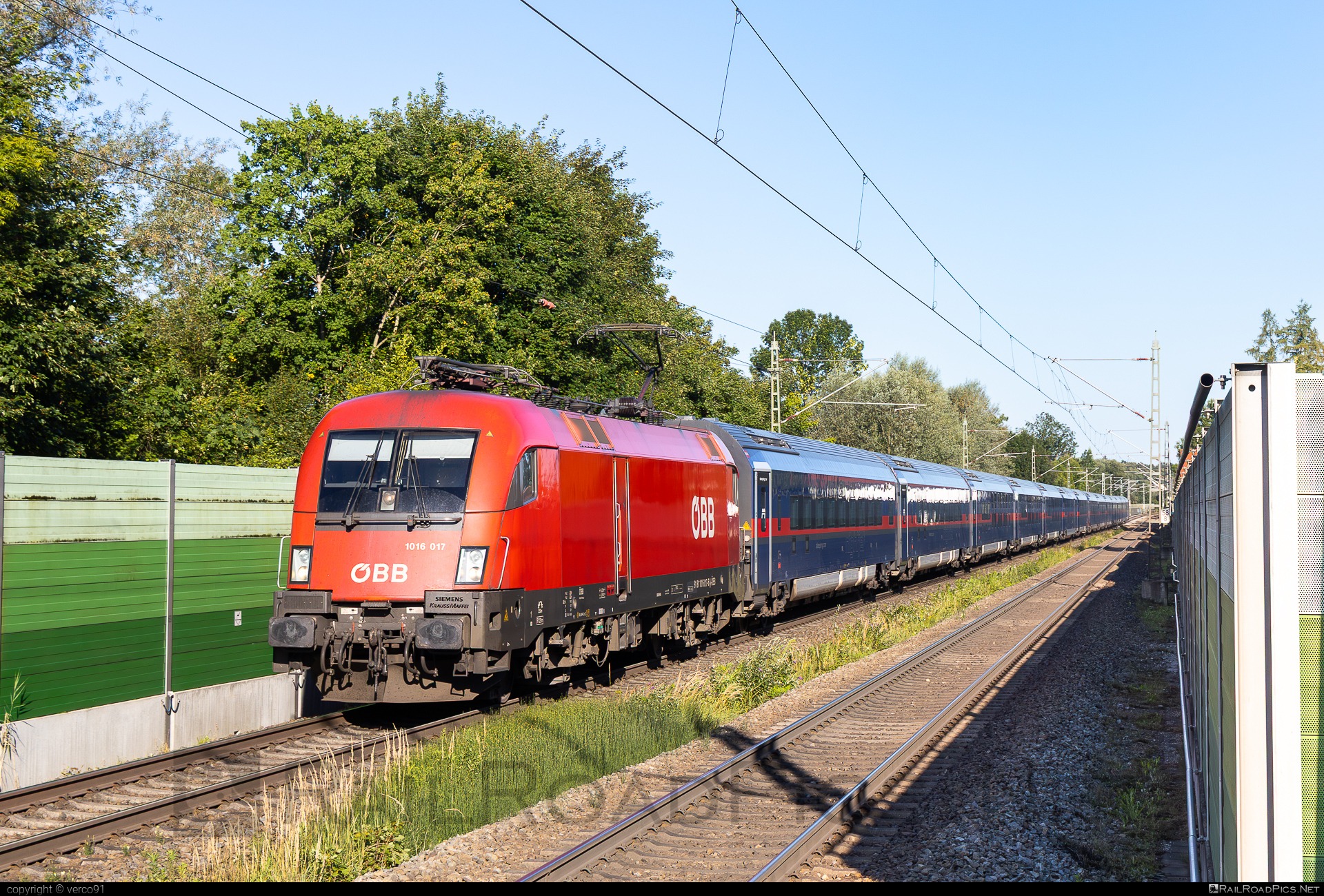 AT] One of the last days to see this train in Austria by daylight