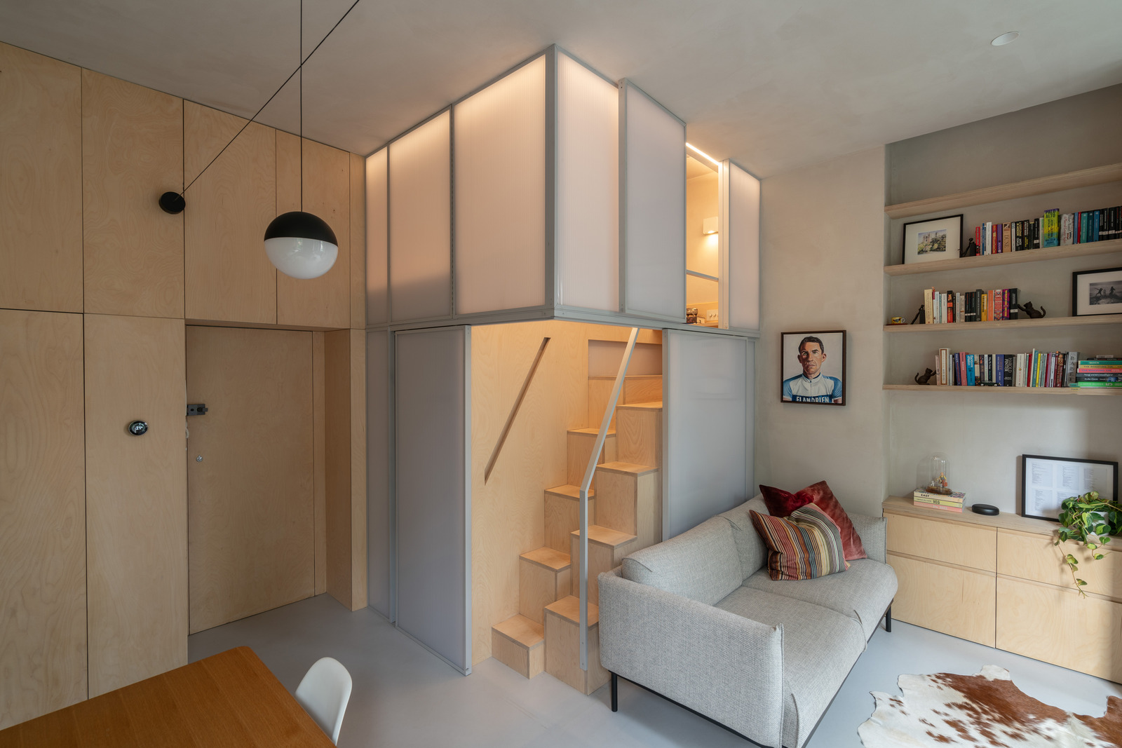 Planète - Un studio design de 30m2 primé avec un aménagement astucieux ...
