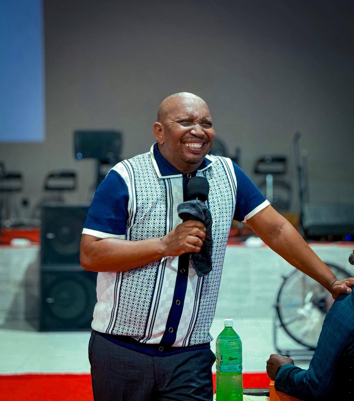 House of Praise... - House of Praise Ministries Intl