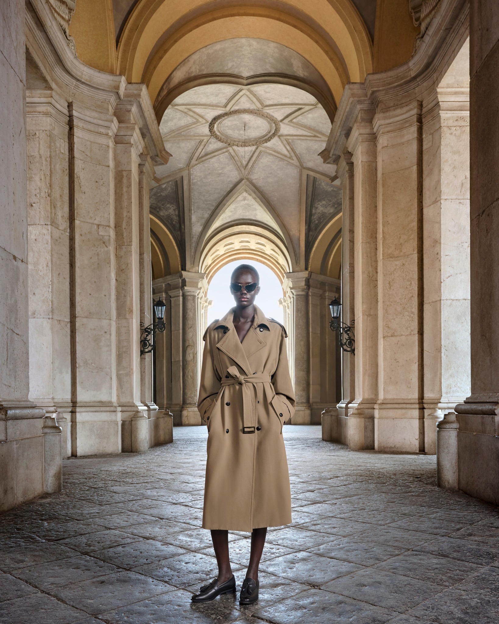 deres Margaux / light tailored coat 美品 Character lies in the finishing touches. This #MaxMaraFW26 double
