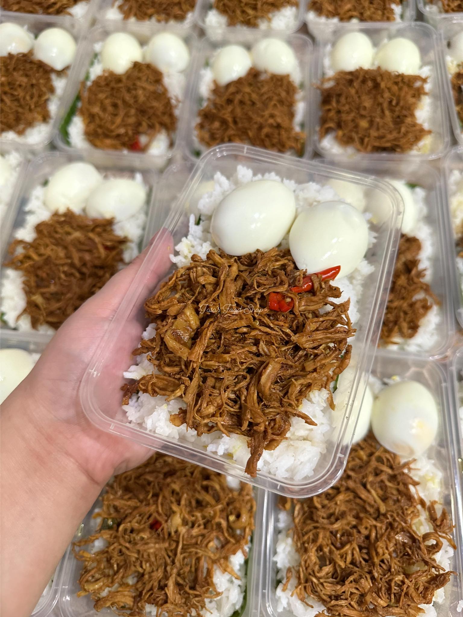Chicken Pastil with Rice ₱55.00 per tub - Tata's Food Shop | Facebook