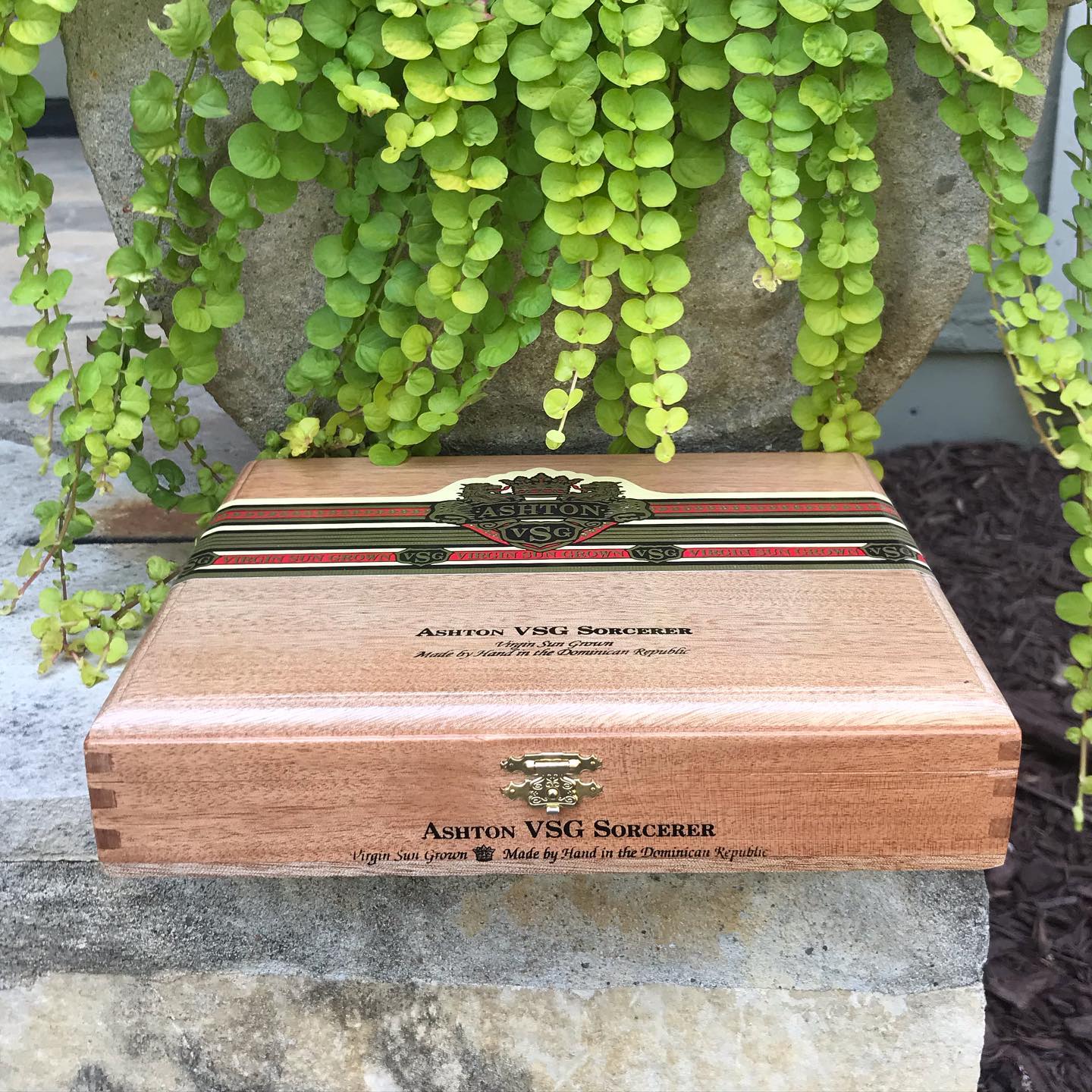 THE SORCERER 🧙‍♂️ Customized felt,... - Custom Crit Boxes