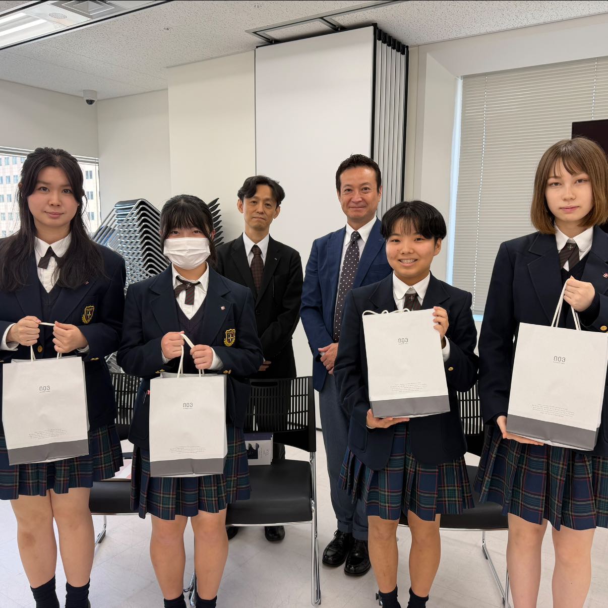 関東 学院 六浦 高校 偏差 値