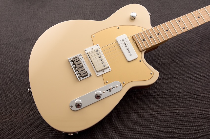 Reverend Charger H90 electric guitar features