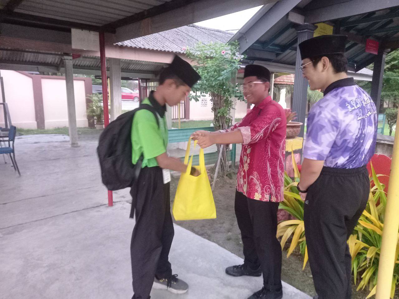 Sekolah Agama Menengah Tinggi Tengku Ampuan Rahimah Sg. Manggis Banting ...