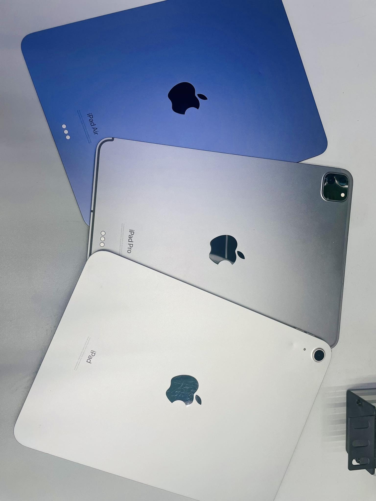 5297 ipad 10th gen gray zpa/64 wifi only sewtei 3389 ipad air 5