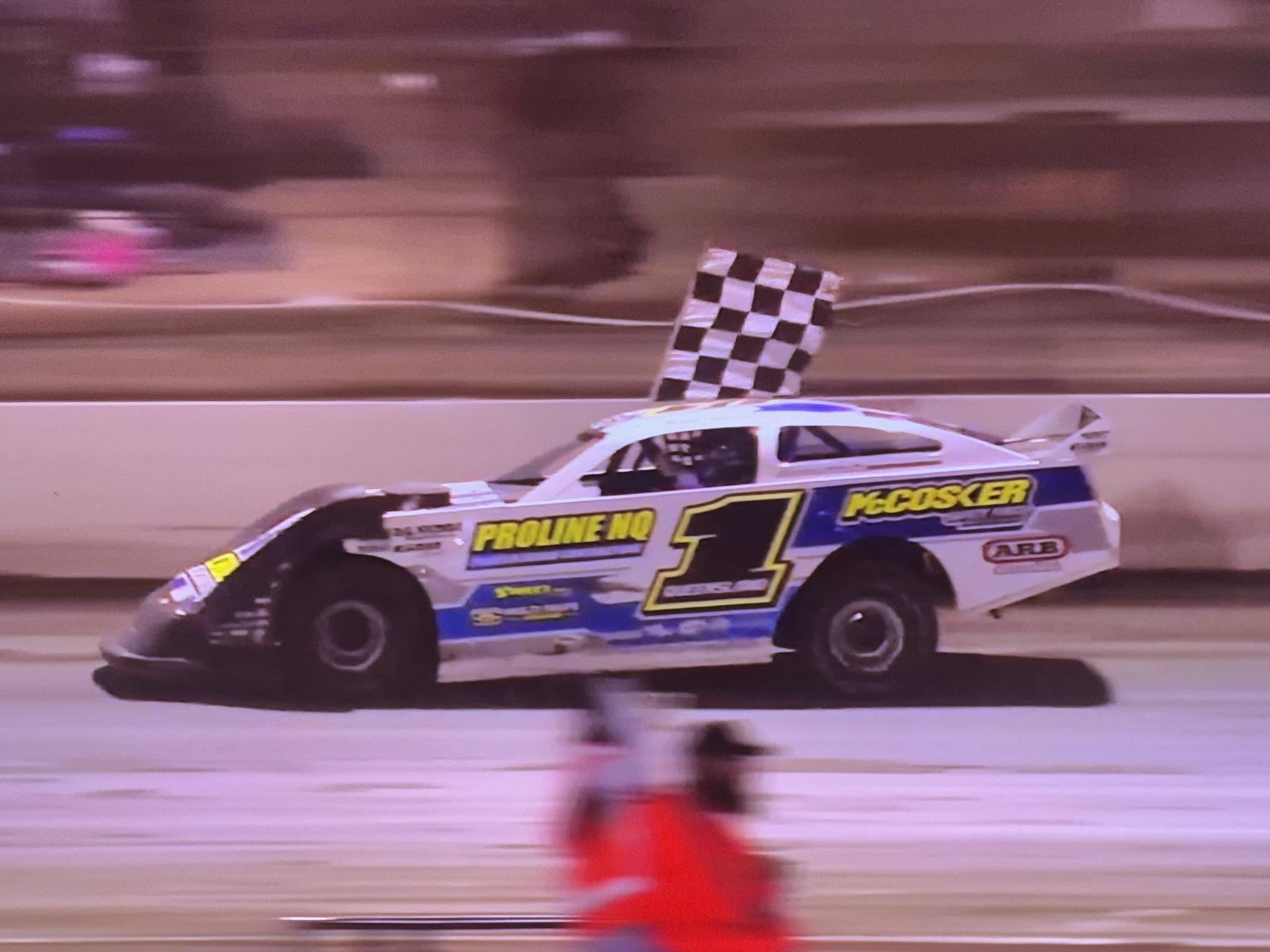 PASCOE WINS GRAND NATIONAL FOR THE... - Super Sedans Tasmania | Facebook
