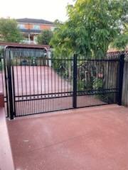 Dunn & Farrugia Fencing and Gates - ColorMAX® Reflect™ Boundary Fencing ...