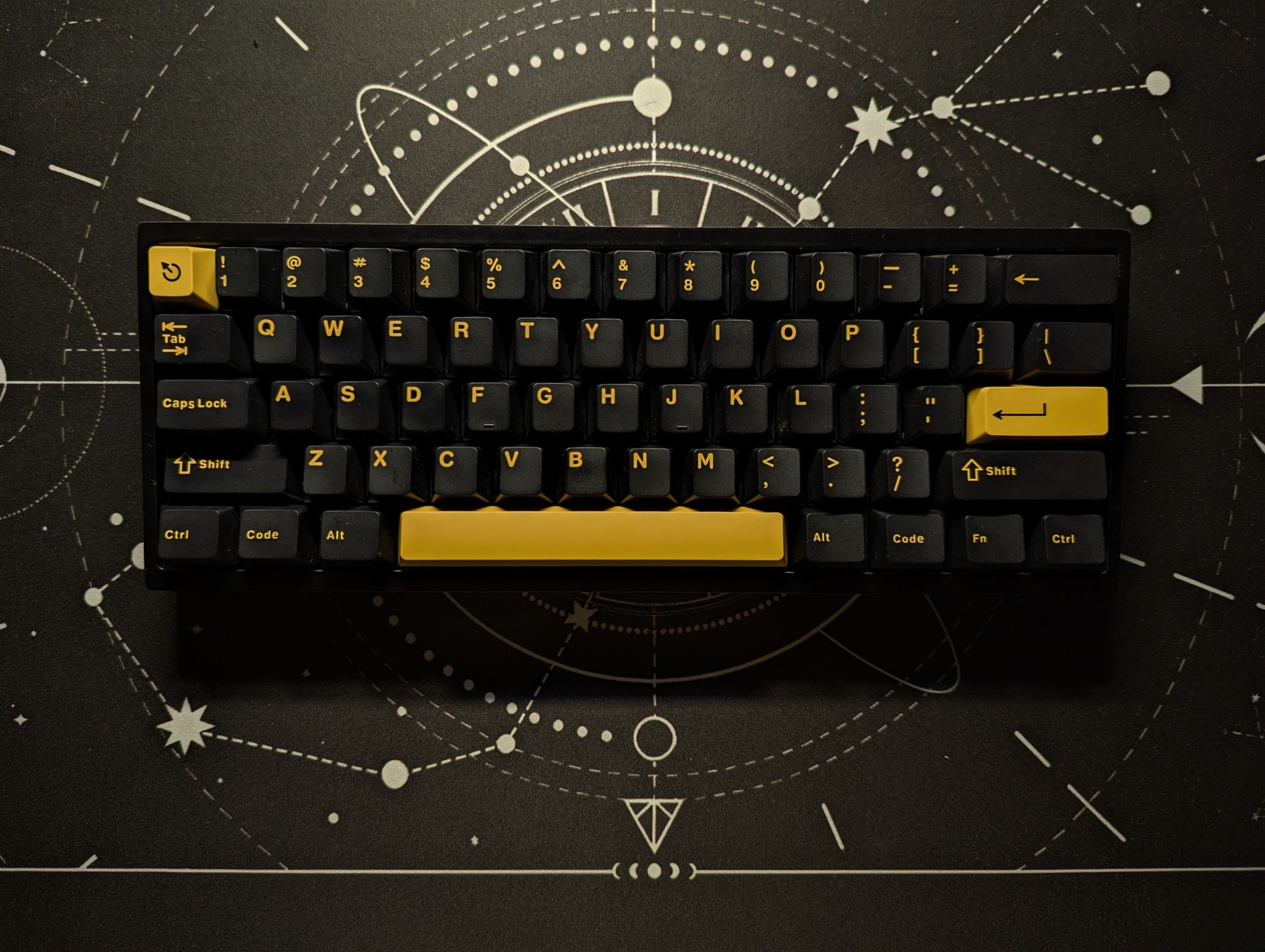 PC周辺機器 Tofu65 2.0 本体 キースイッチ/キーキャップ無し ケース付き