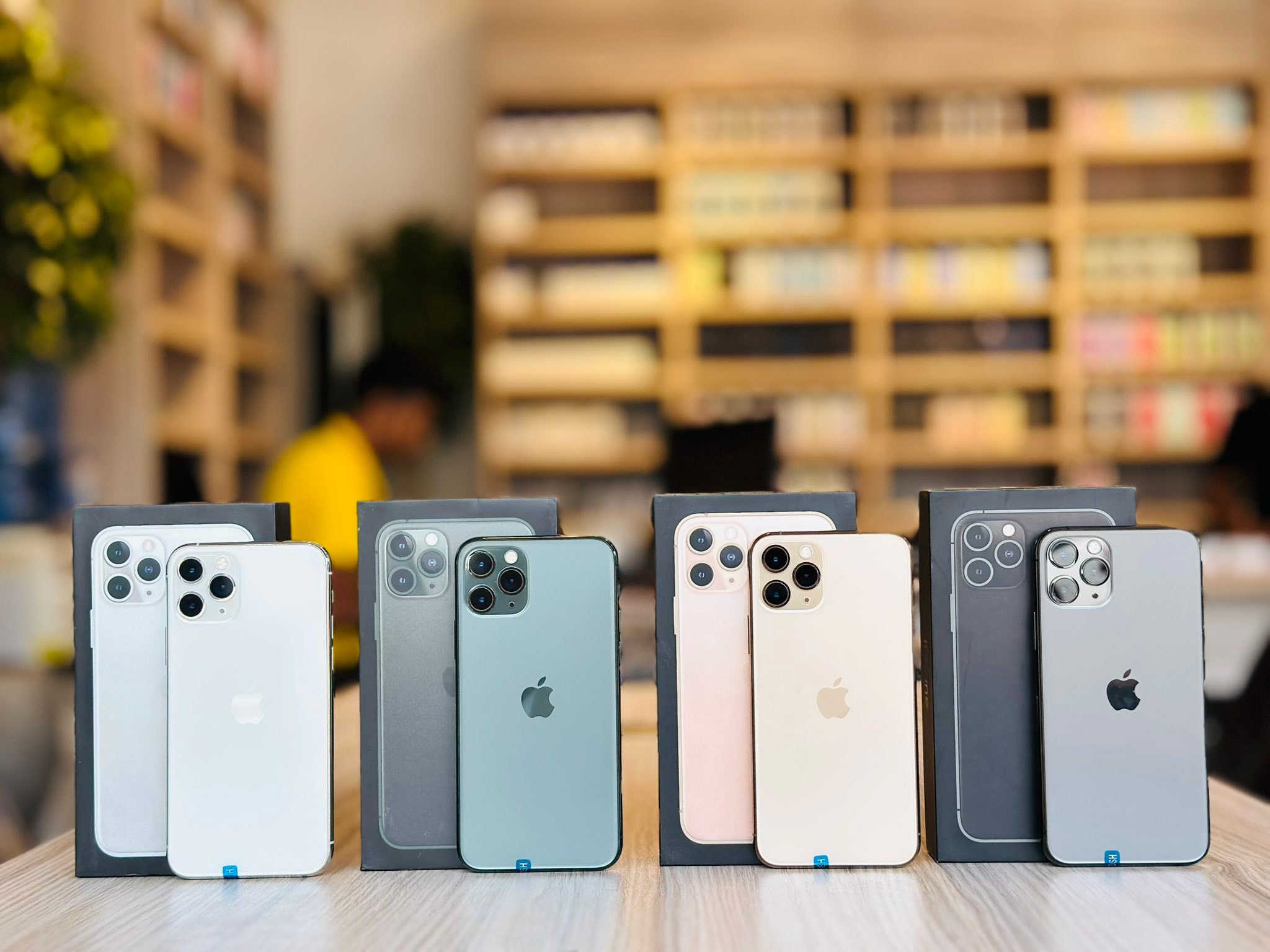 Available New Stock Apple iPhone 11 Pro 256GB Fullset With Box 