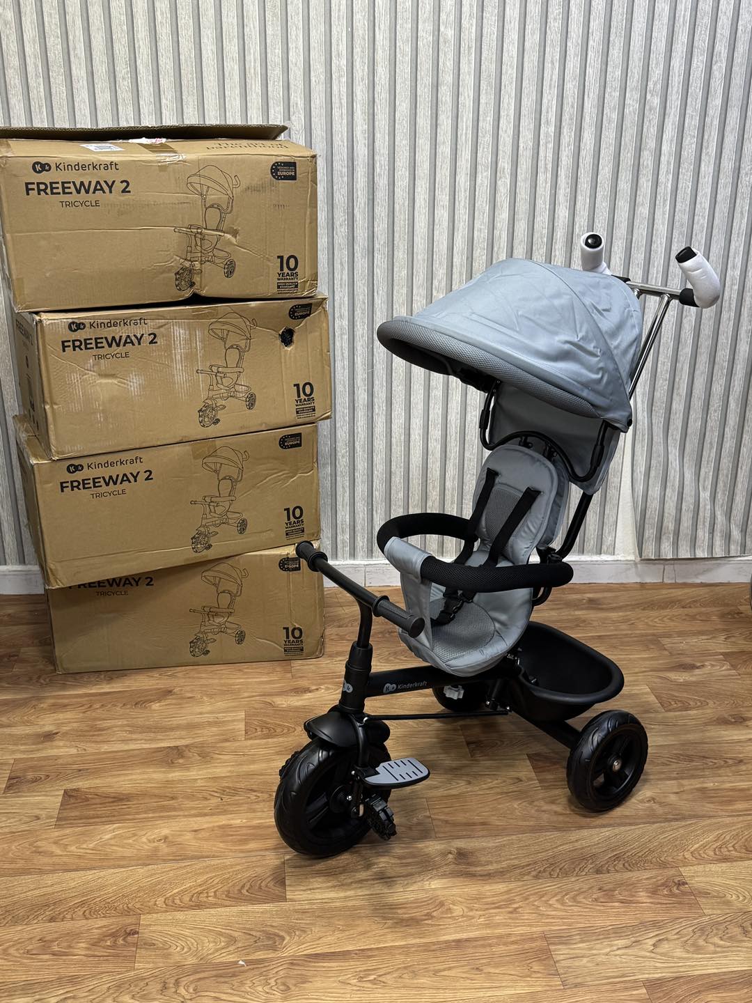 Kinderkraft Tricycle Enfant Évolutif FREEWAY, Vélo, Accessoires, jusqu'à 5 Ans, Rose Kinderkraft Tricycle Enfant Évolutif FREEWAY, Vélo, Accessoires, jusqu'à 5 Ans, Rose